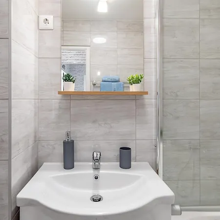 Lizo 2 Apartman Szekesfehervar Exterior photo